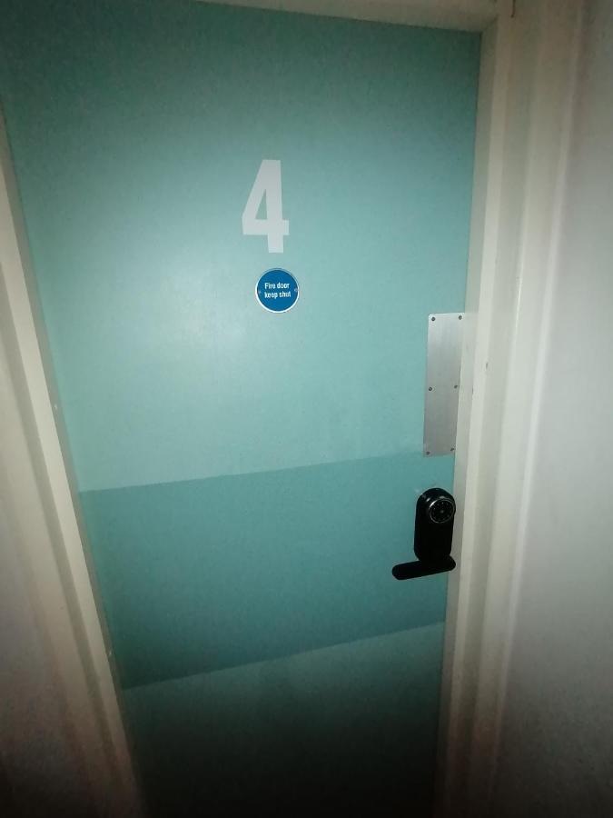 Seadragon Backpackers Hostel Brighton ภายนอก รูปภาพ
