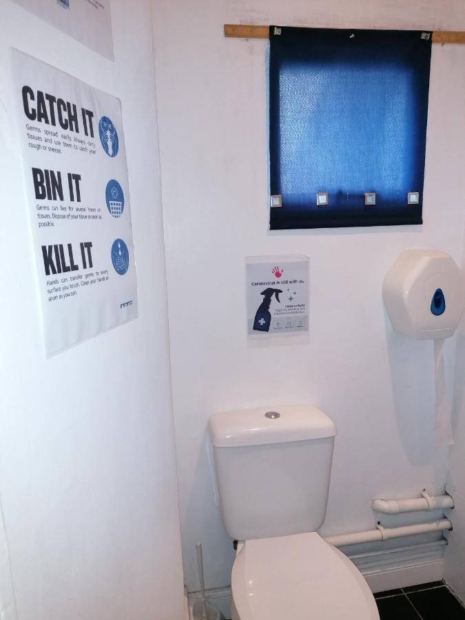 Seadragon Backpackers Hostel Brighton ภายนอก รูปภาพ