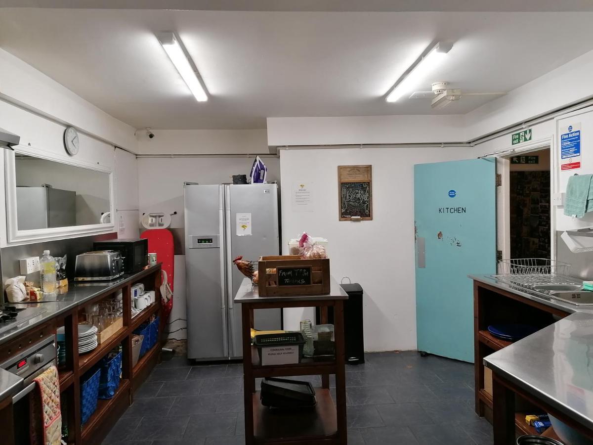 Seadragon Backpackers Hostel Brighton ภายนอก รูปภาพ